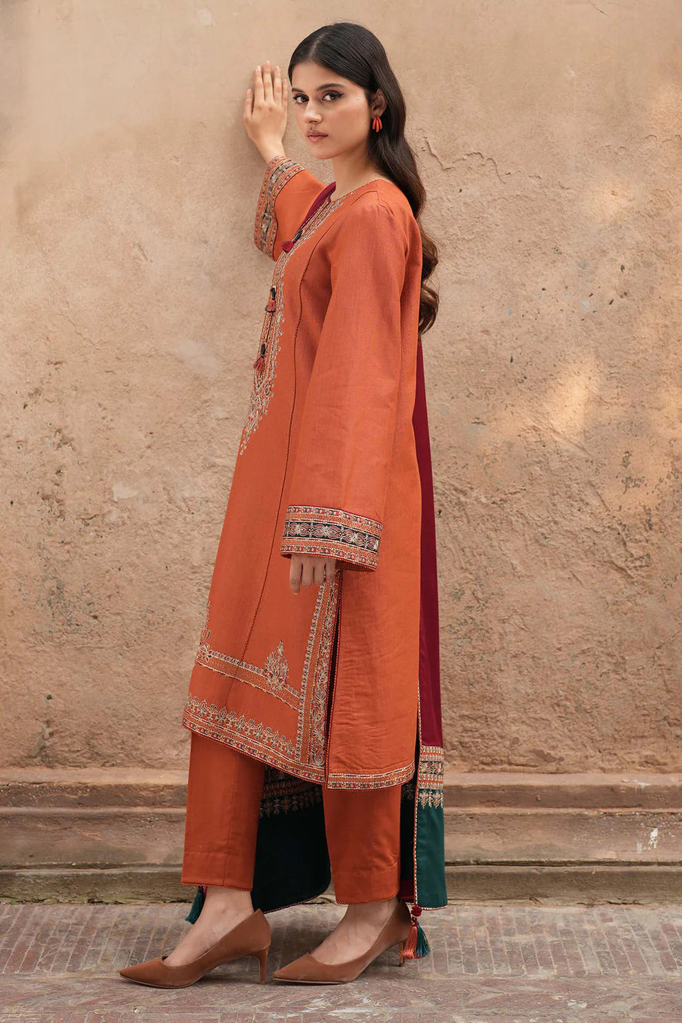 SAPPHIRE-3PC LAWN EMBROIDERED SHIRT WITH EMB WORK LAWN DUPATTA & TROUSER