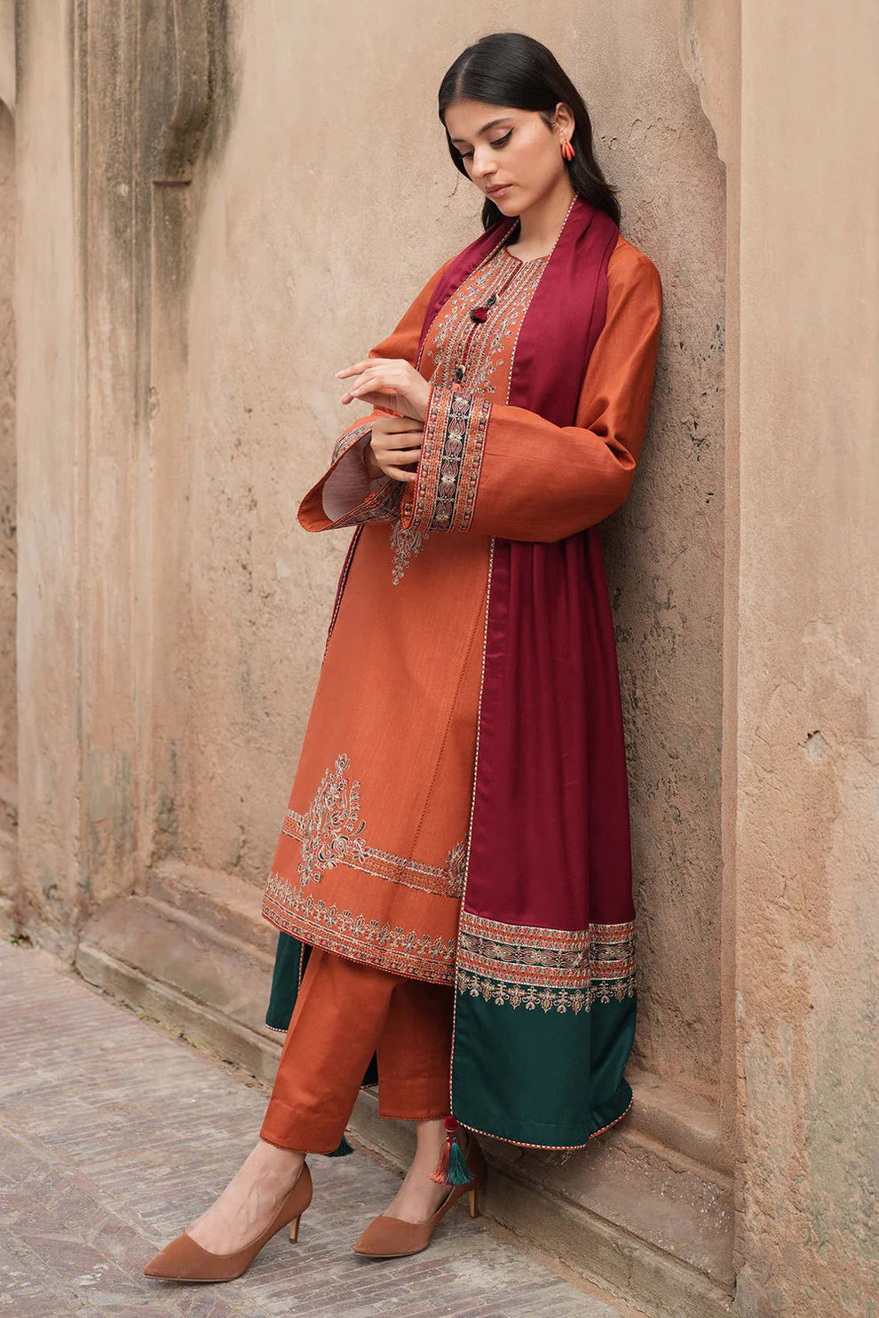 SAPPHIRE-3PC LAWN EMBROIDERED SHIRT WITH EMB WORK LAWN DUPATTA & TROUSER
