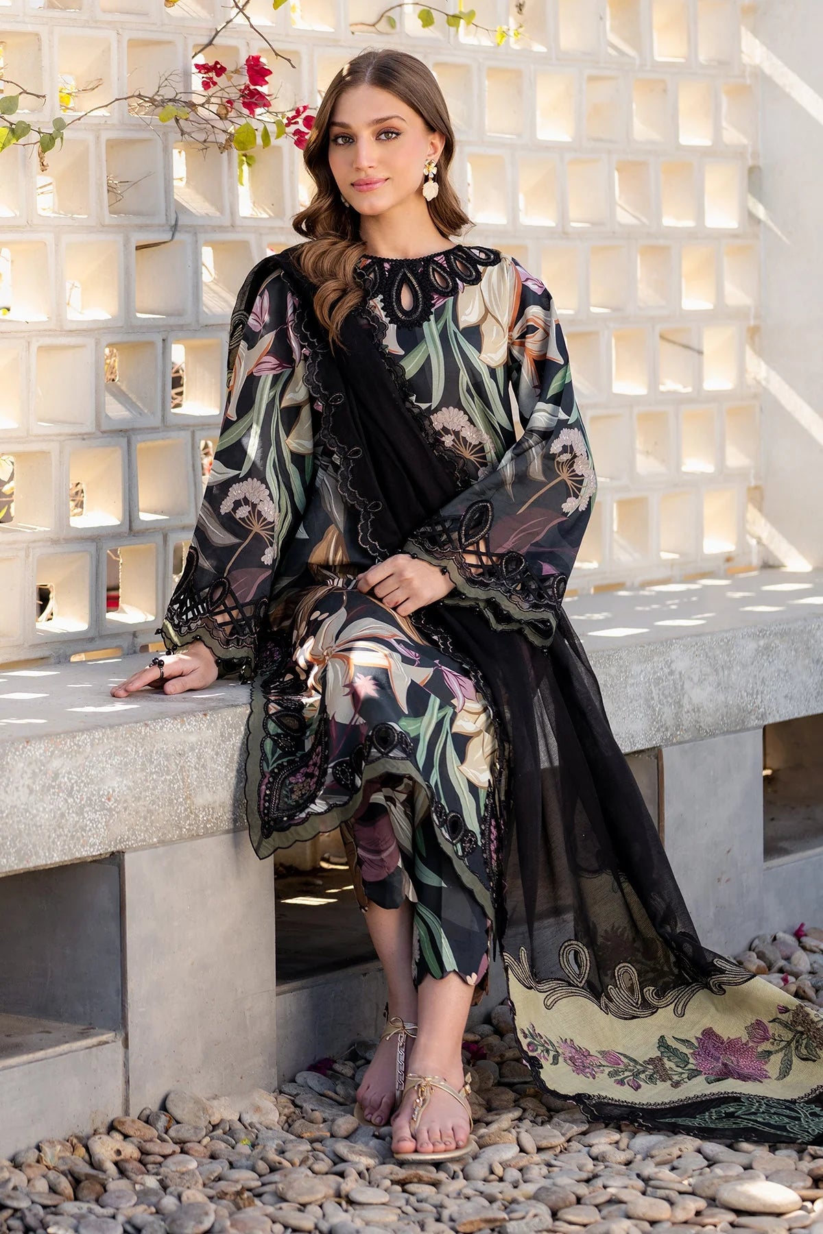 BAROQUE UNSTITCHED LAWN 3PC PATCHES WITH 4 SIDE LACE AND CHIFFON DUPATTA