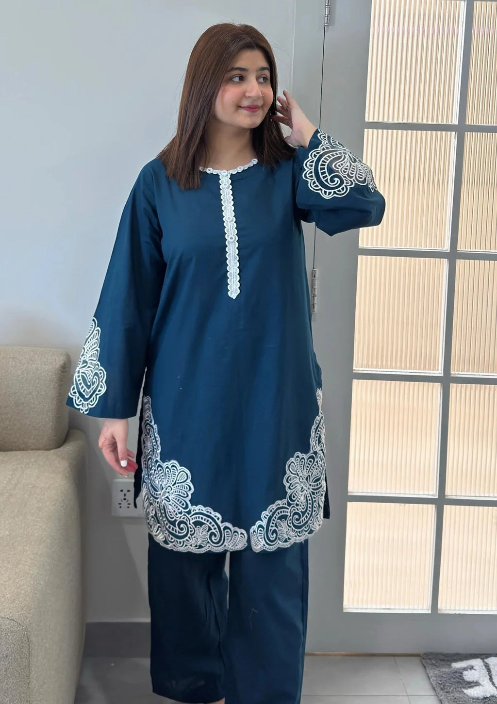 ETHNIC - 2PC Luxury Dhanak Marina Embroidered Suit (SYT-532)