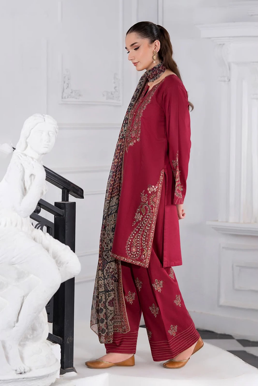 MARIA B - 3PC Luxury Dhanak Embroidered Suit (SYT-536)