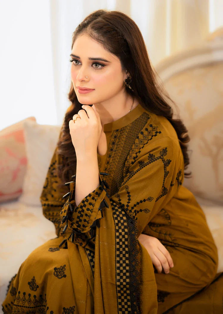 LIBAAS - 3PC Luxury Dhanak Embroidered Suit (SYT-542)