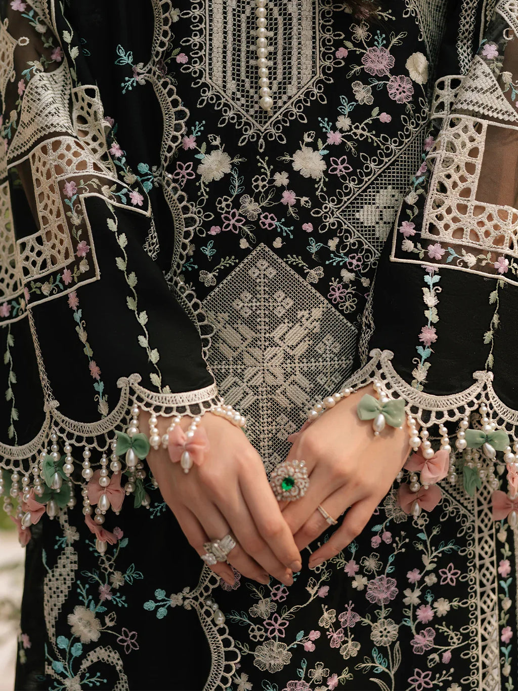 BIN ILYAS - 3PC Luxury Dhanak Embroidered Suit (SYT-544)