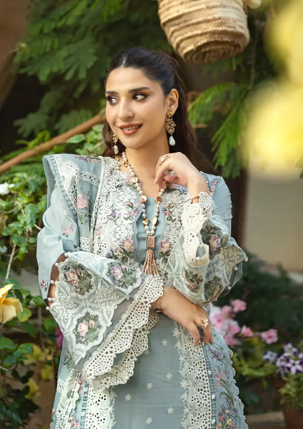 ELAF - 3PC Luxury Dhanak Embroidered Suit (SYT-548)