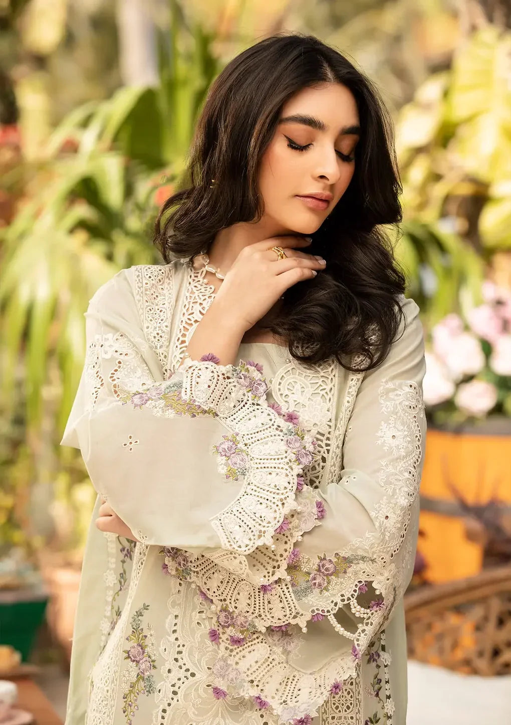 ELAF - 3PC Luxury Dhanak Embroidered Suit (SYT-549)
