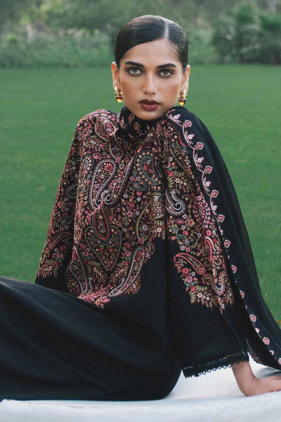 ZARA SHAHJAHAN - 3PC Luxury KARANDI Embroidered Suit (SYT-551)