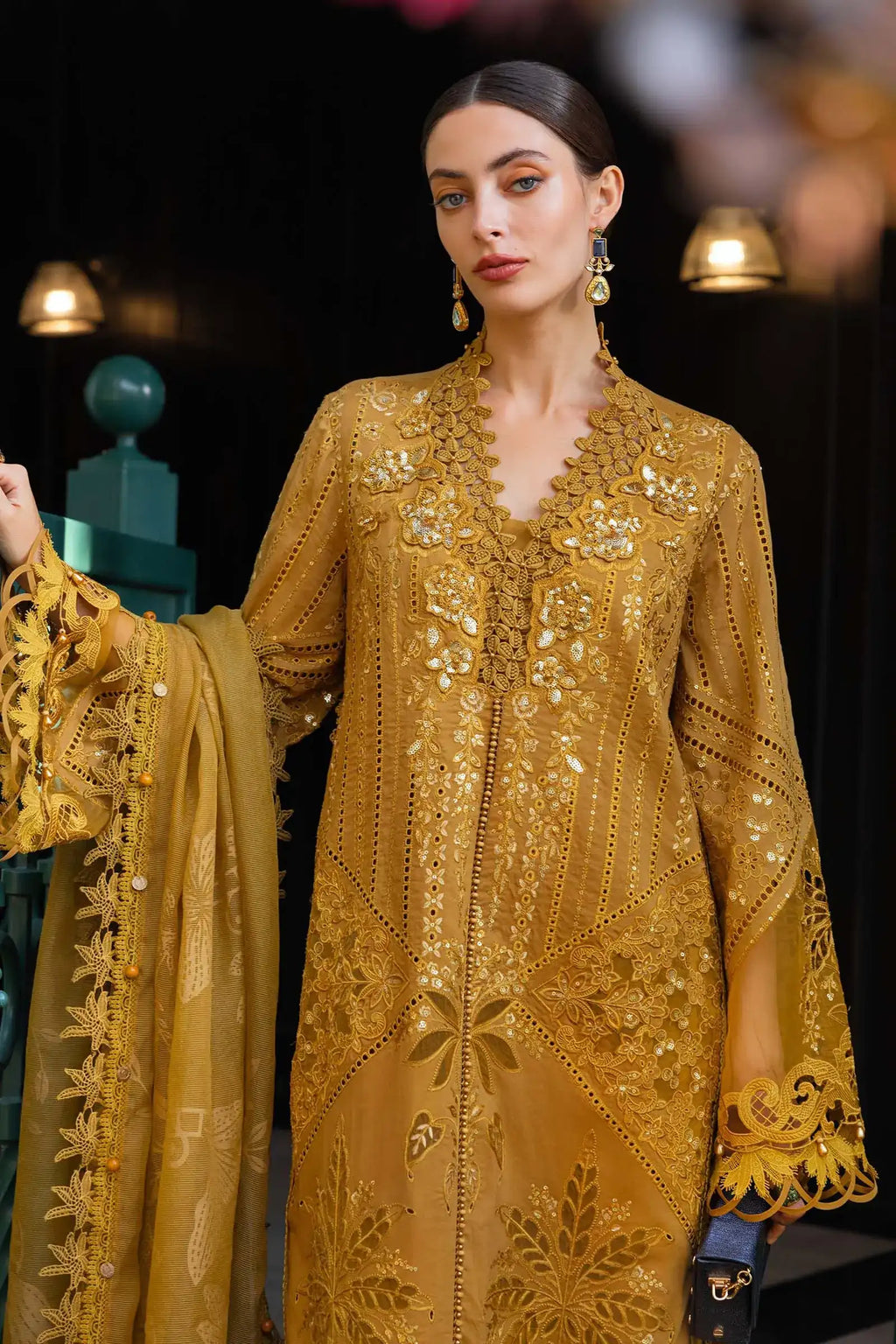 Maria.B - 3PC Luxury Dhanak Embroidered Suit (SYT-554)
