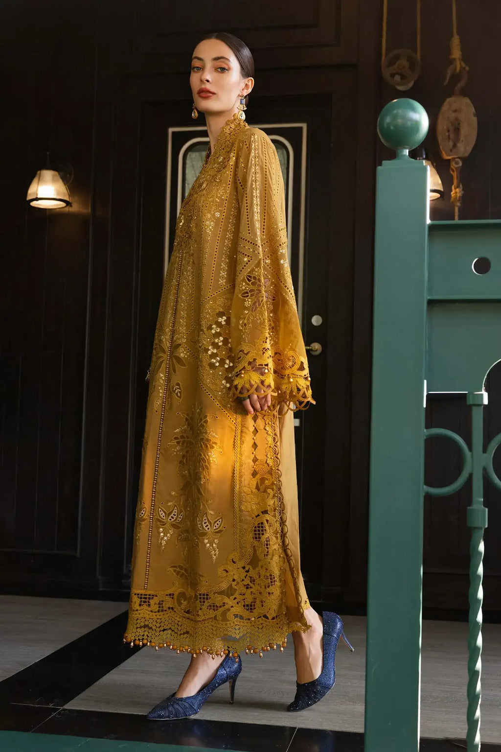 Maria.B - 3PC Luxury Dhanak Embroidered Suit (SYT-554)