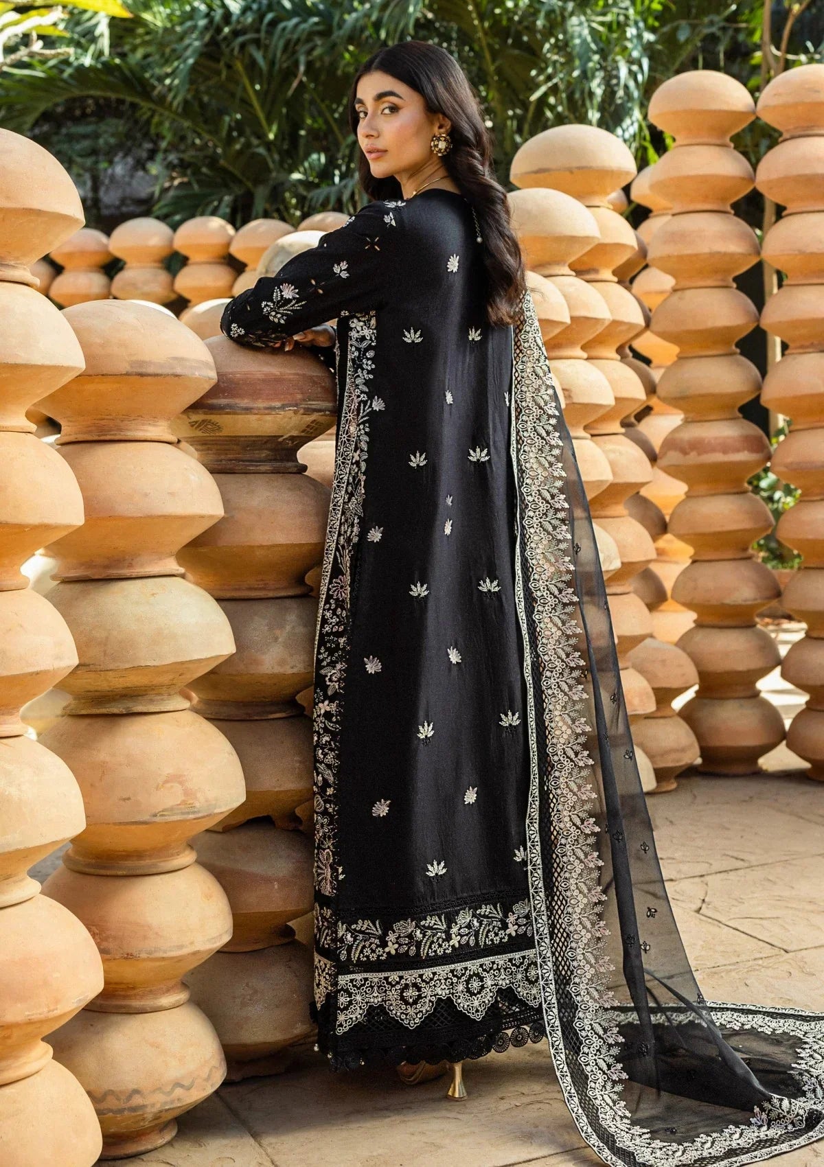 Akbar Aslam - 3PC Luxury Dhanak Embroidered Suit (SYT-556)
