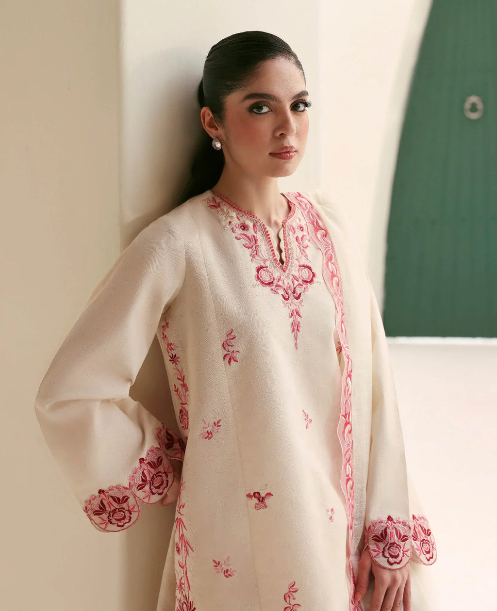 Republic - 3PC Dhanak Embroidered Suit (SYT-561)