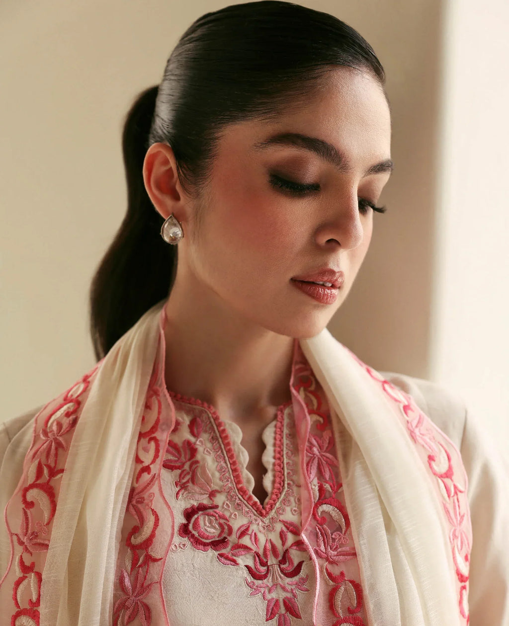 Republic - 3PC Dhanak Embroidered Suit (SYT-561)