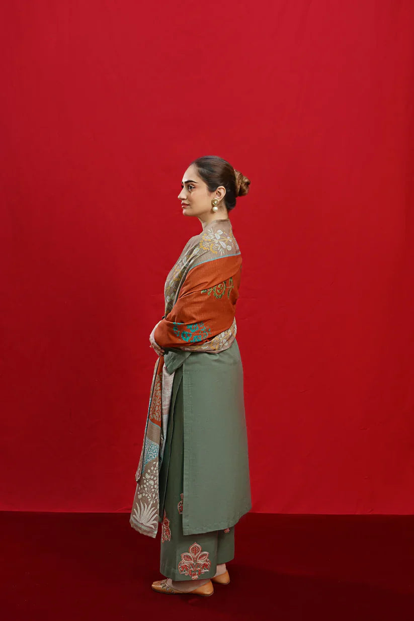 URGE-3PC LAWN EMBROIDERED SHIRT WITH MONARK PRINTED DUPATTA & EMB TROUSER-D-3558