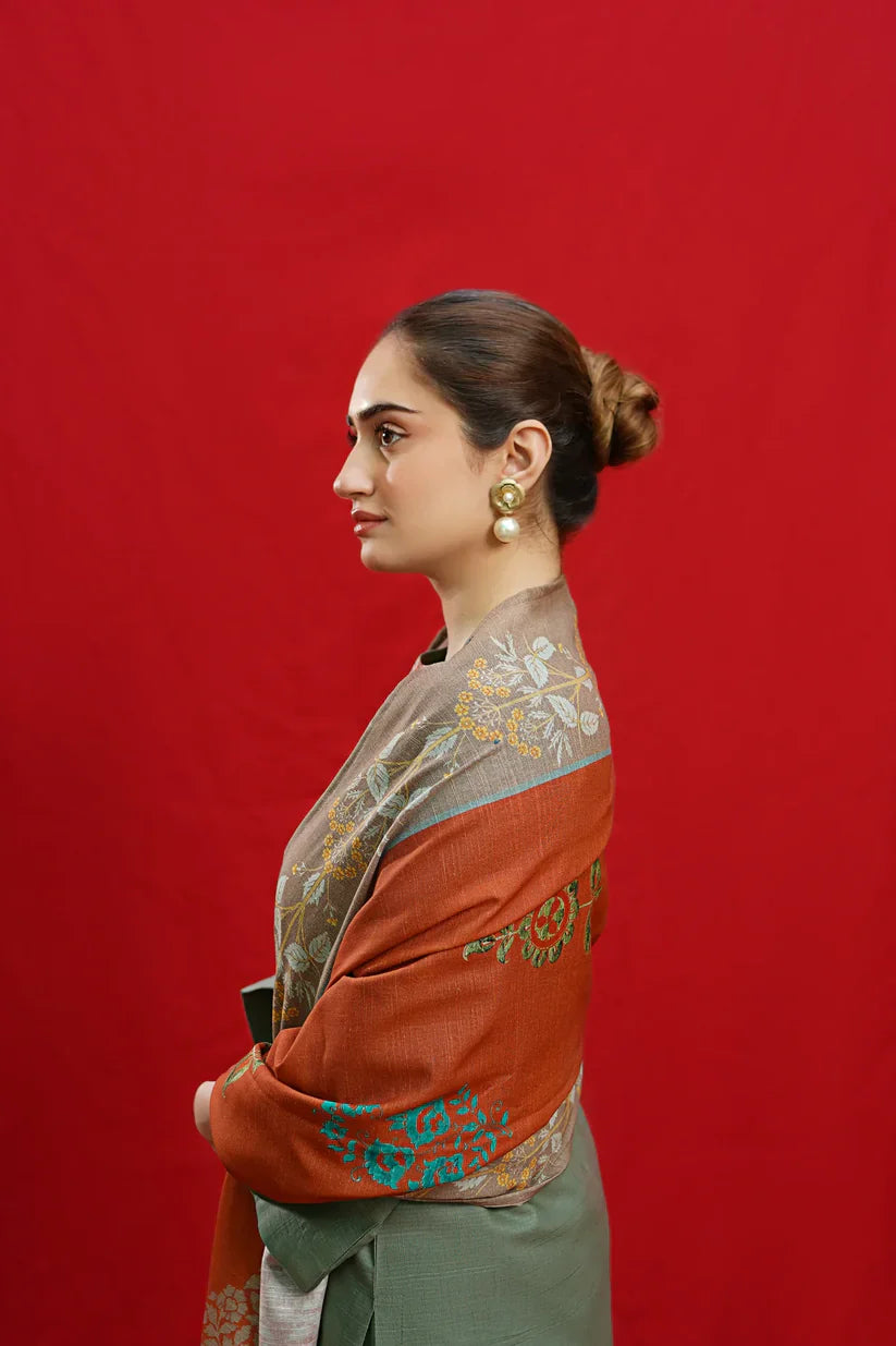 URGE-3PC LAWN EMBROIDERED SHIRT WITH MONARK PRINTED DUPATTA & EMB TROUSER-D-3558
