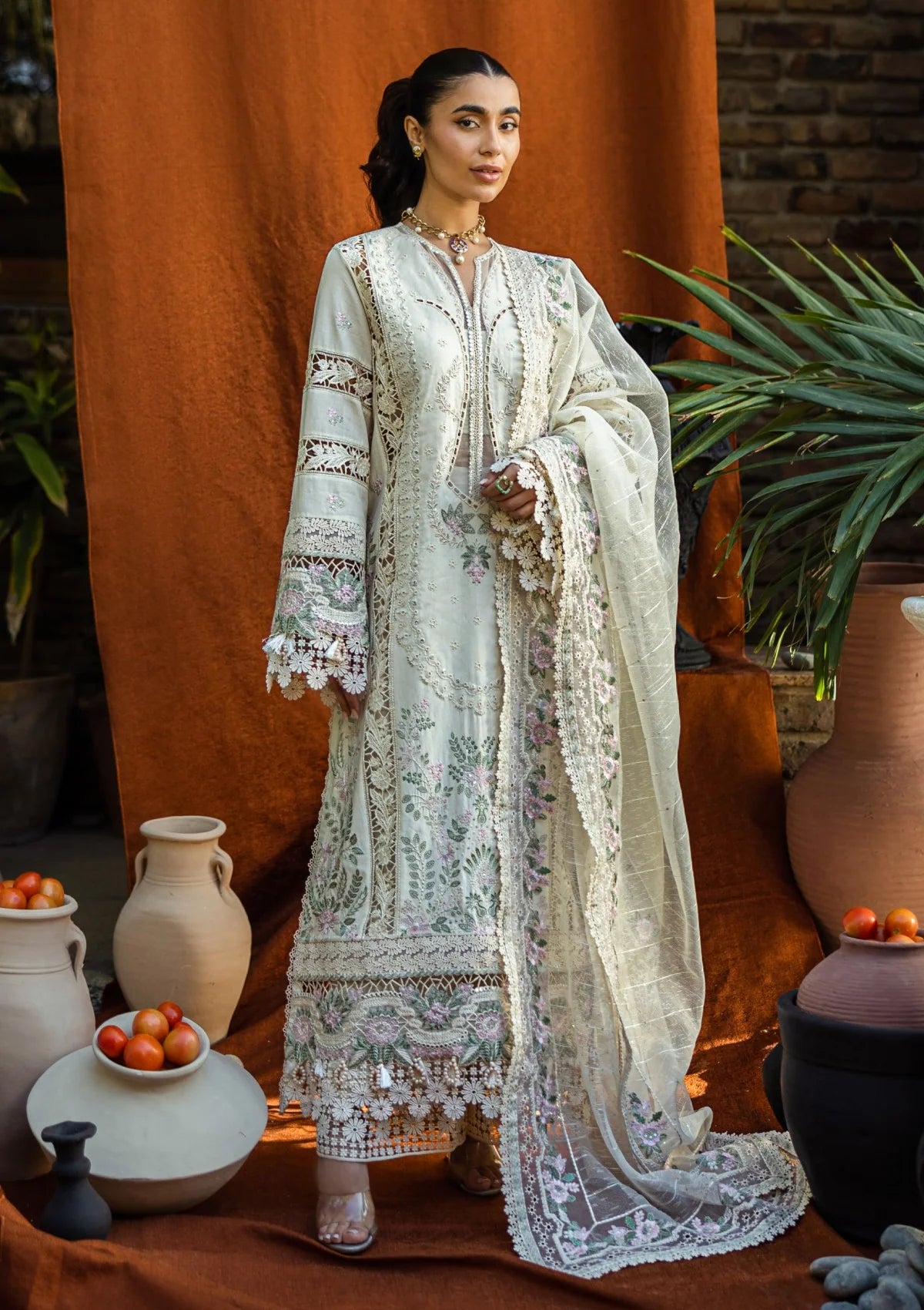 AKBAR ASLAM - 3PC Luxury Dhanak Embroidered Suit (SYT-517)