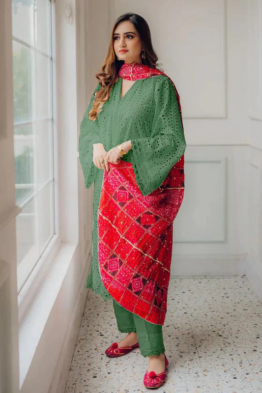 MARIA B-3PC CHIKANKARI LAWN EMBROIDERED SHIRT WITH CHUNRI PRINT DUPATTA AND TROUSER-D-4051