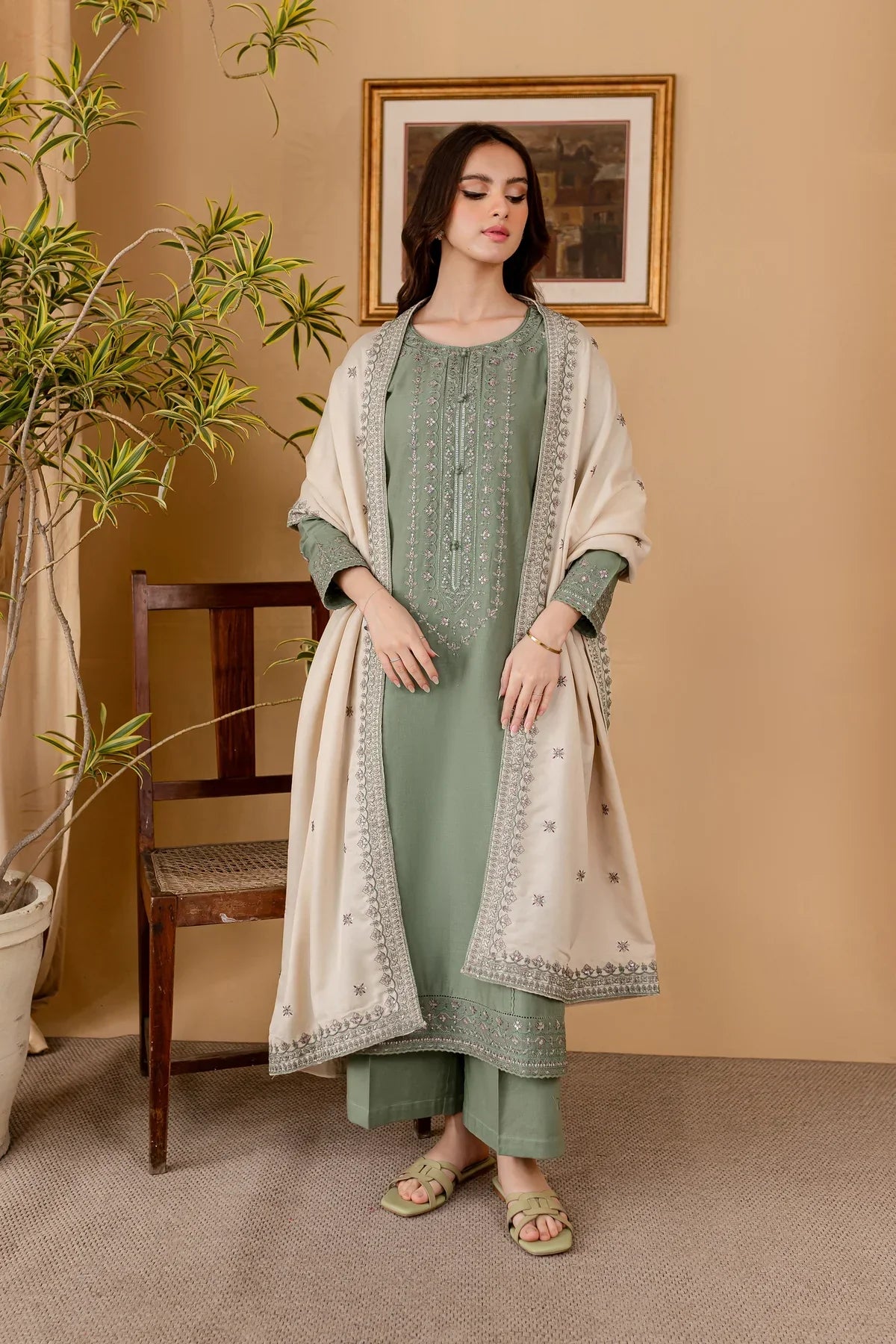BATIK - 3PC DHANAK EMBROIDERED SHIRT WITH DHANKEMBROIDERED DUPATTA AND TROUSER