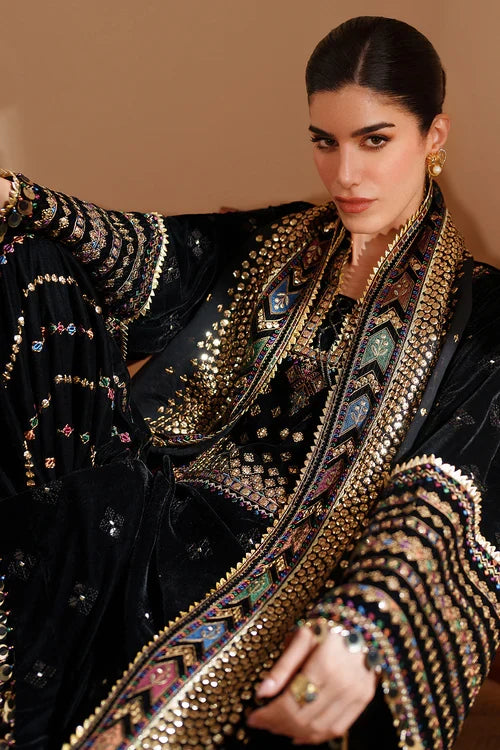 Jazmin - 3PC Luxury Velvet Embroidered Suit (SYT-521)