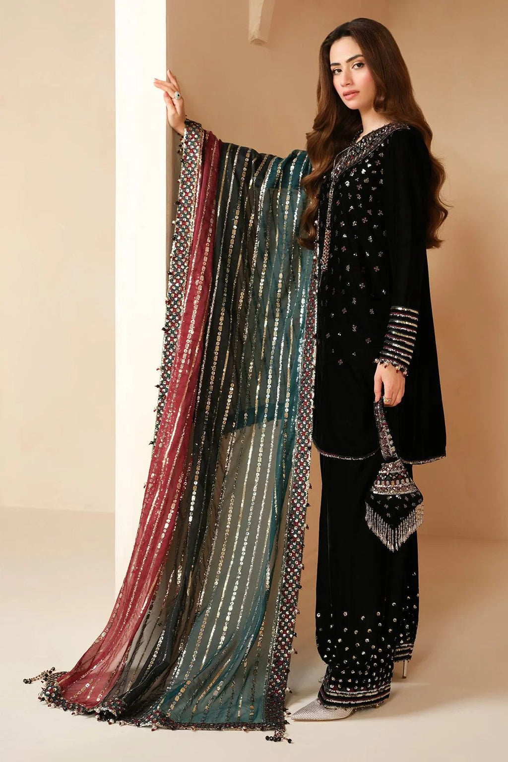 Jazmin - 3PC Luxury Velvet Embroidered Suit (SYT-522)