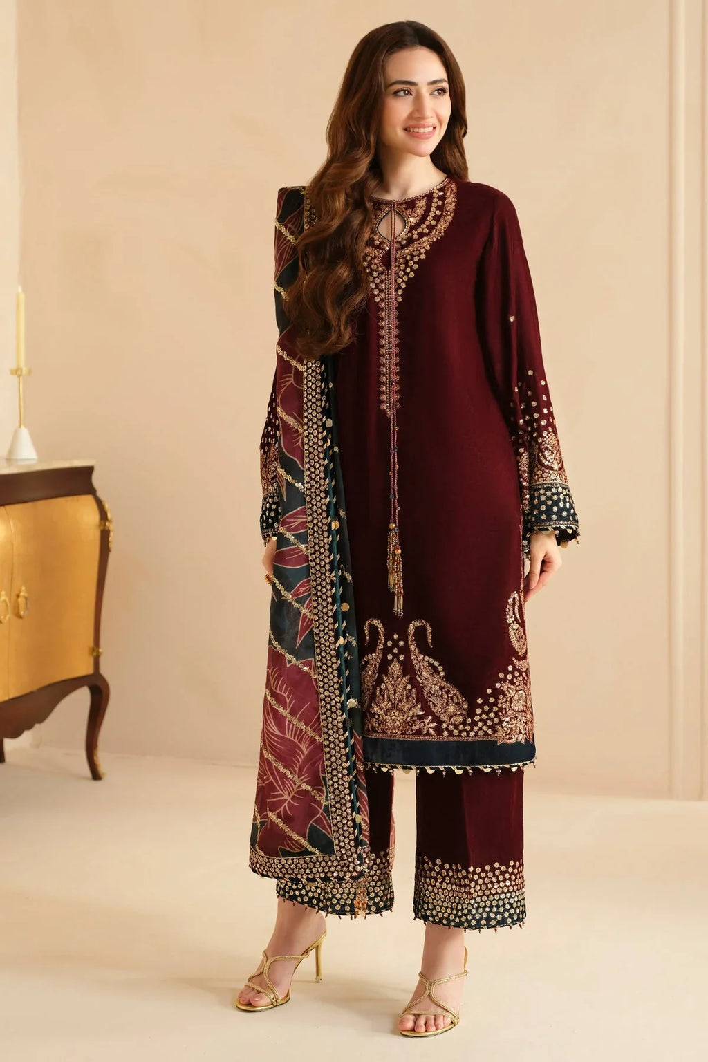 Jazmin - 3PC Luxury Velvet Embroidered Suit (SYT-524)