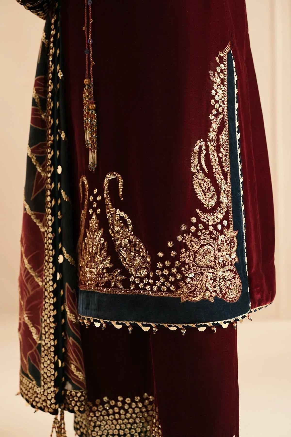 Jazmin - 3PC Luxury Velvet Embroidered Suit (SYT-524)