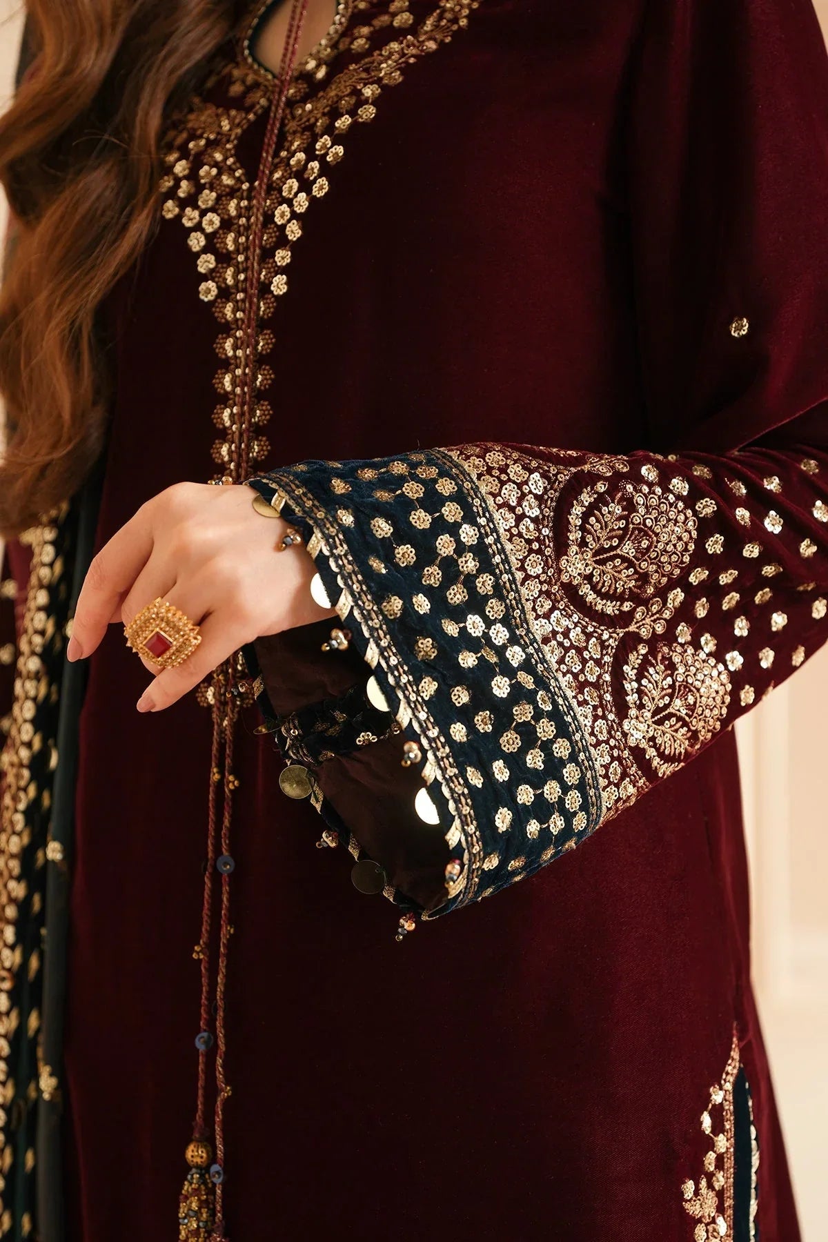 Jazmin - 3PC Luxury Velvet Embroidered Suit (SYT-524)