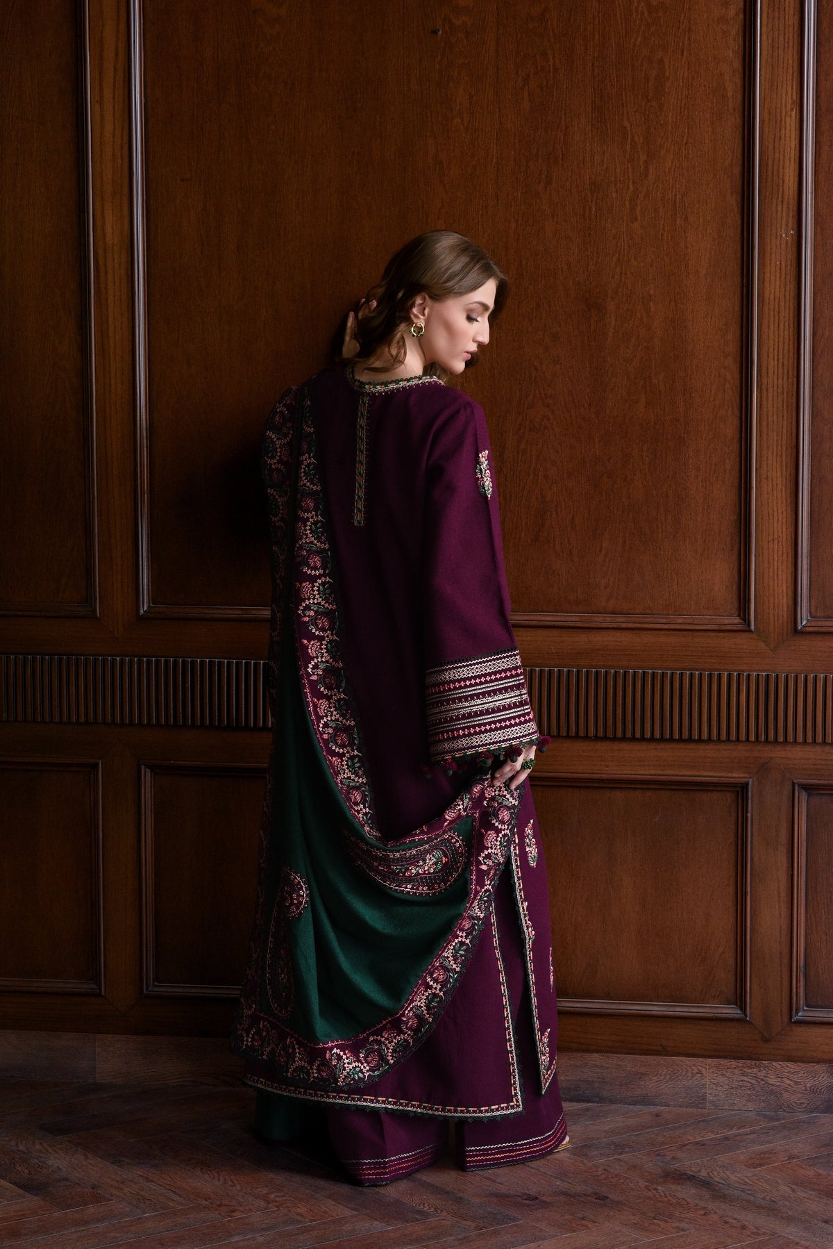 ZAIB - 3PC Luxury Dhanak Embroidered Suit (SYT-541)