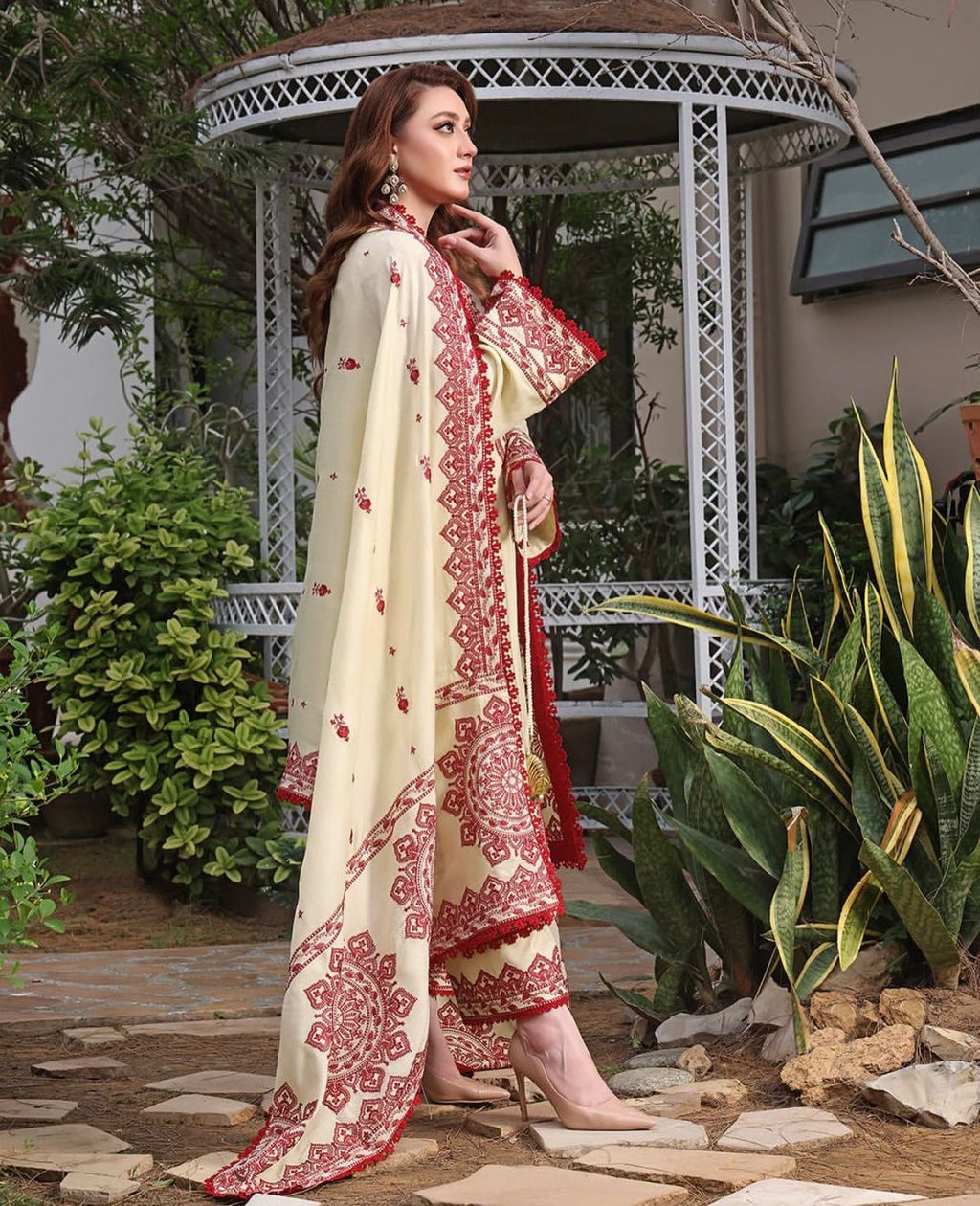 ANEELA’s - 3PC Dhanak Embroidered Suit (SYT-562)